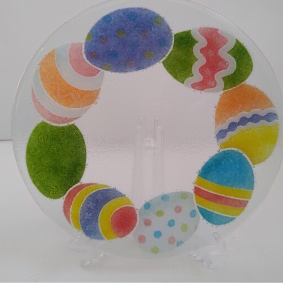 Beautiful Peggy Karr (RARE) Easter Egg Design 9” - Picture 2 of 3